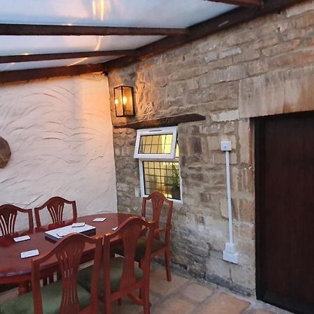 Quirky Cottage - Dogs Welcome Corsham Eksteriør billede
