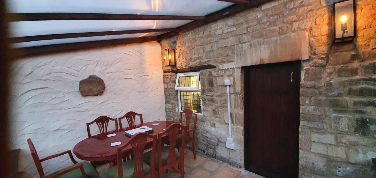 Quirky Cottage - Dogs Welcome Corsham Eksteriør billede